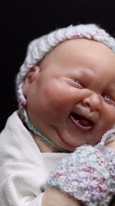 8 inch long little dolls made of resin painted with acrylic paint! These dolls where sculpted and painted by me :) 🥹❤️ | Chenza Dolls