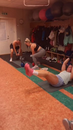 💥Ringtrenn - üks treening, mitu väljakutset💥 Tugevus! Vastupidavus! Hea tuju! Kõik ühes paketis🫵 Uus kuu - uus kava! BURN🔥 Kui Sina ei ole veel proovinud, siis soovitan🙏🏽 #workout #circuittraining #fullbody #motivation #kohilajumping #fitlife #mypeople #mindandbody #personaltrainer #fitnesstrainer | Kohila Jumping