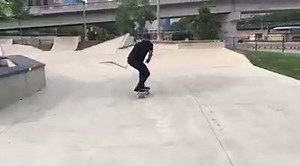 Chaz Ortiz | VIVE Skateboarding