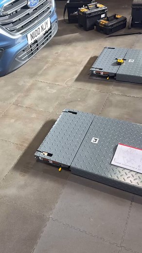 Rotary Full Rise Scissor Lift Installed & Tested 🛠️ #manufacturing #engineering #garageequipment #workshop #rotarylift #engineerspecialist #mobileengineer #newinstallations #westyorkshire | N100 Engineering Group Ltd