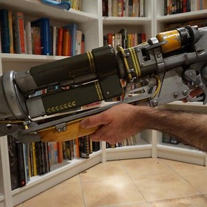 3D Printable Fallout 4 Automatic laser rifle. by Chris Wolfe