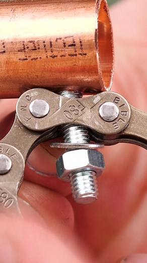 56K views · 107 reactions | DIY Bike Chain Wrench Hack | Crafty Panda How | Facebook