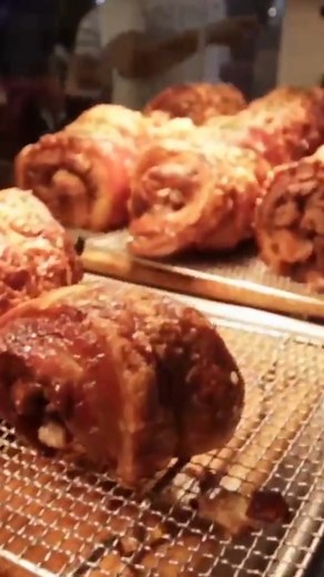 Indulge in our signature lechon porchetta available in selected SM and Robinsons Malls in Metro Manila! It’s baked to perfection and best paired with our vinegar and salsa to level up the flavors! #porchetta #foodcourt #lechon #manilachon #lechonbelly | Manilachon