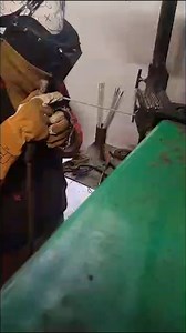 🔥👀 Obsessed with welding videos? Turn that passion into a career! At Summit, our team of experienced instructors will train you for a future in welding. https://bit.ly/2ISnVxJ | Summit College