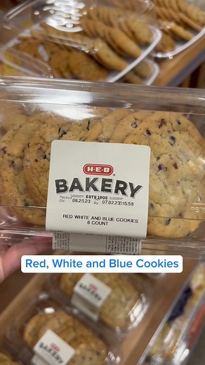 HEB Red, White & Blue Cookies! I found these in the Bakery. They have dried cranberries and blueberry and white chocolate bits. These are really soft and pretty sweet. #heb #hebfinds #texasfoodie #austinfoodie #houstonfoodie #satxfoodie @hebbakery @heb | Grocery Obsessed