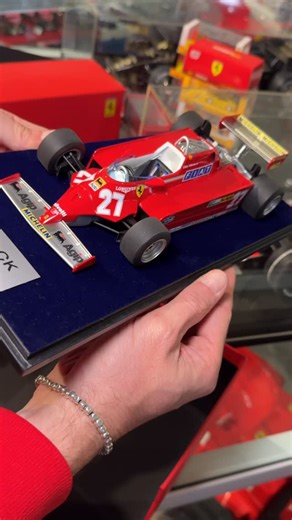 Motorsport Maranello store on Instagram: "Gilles nei nostri cuori❤️ ✅Ferrari 126 CK 1981 Looksmart 1/18 very rare #gillesvilleneuve #looksmart #gillesvilleneuvelegend #unboxing #ferrari #f1 #126ck #scale118 #modelcarsofinstagram #diecastcollector #maranello #shoppingonline"