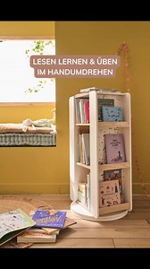 Bücher aussuchen, Kuscheltiere ausstellen, malen an der integrierten Tafel: das Dreh-Regal lässt sich von allen Seiten nutzen! 六‍ | vertbaudet | Facebook
