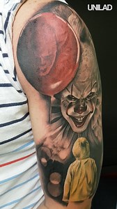 This Pennywise sleeve tat is awesome! 🤡 | UNILAD
