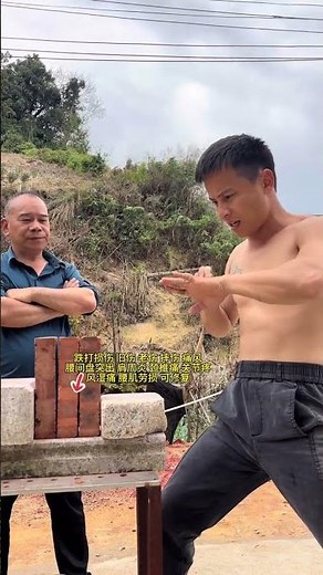 Relax arm, clench fist and push. #Inch Force #Inch Punch #Jingwu Spirit