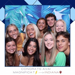 Make your graduation party unforgettable with these photo booth...
