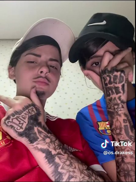 Drake Inspired Hand Tattoo Art with Pen