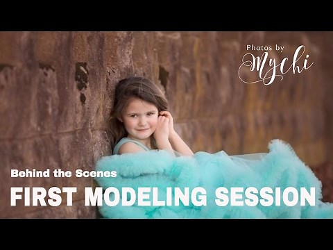Posing a Young Girl in her First Modeling Session - Modeling Poses for Beginners