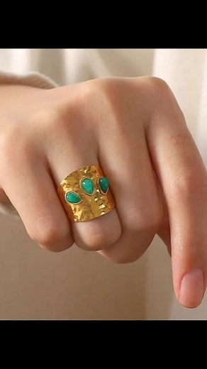 ⚜️ Gorgeous new jewellery range just arrived in time for Mother’s Day. Gift wrapping available  #shoplocal #shopsmall #manorongeorge #windsor #boutique #jewellery #jewelleryboutique #morhersday | Manor on George | Facebook