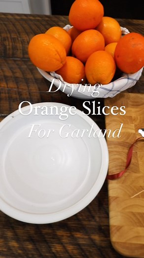 🍊Dried Orange Slices🍊 Want to quickly dry orange slices for garland, decor, or cocktail garnishes? Use the air fryer! Here are the settings: 180 Degrees Flip every 30 minutes Dry for 1-1/2 hours total! Orange slices can be used for so many different things & smell absolutely amazing 😍 Have you ever dried orange slices before ⬇️⬇️⬇️ Follow @southernyankeediy for more budget Christmas décor projects * * * * * #Lovewhereyoudwell #stellarspaces #designsponge #makehomematter #howihaven #hometohave