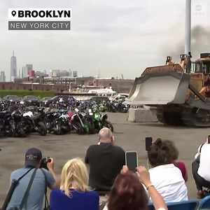 This is hard to watch!!! 😬😬😬 | Iconic Speed