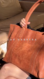 Shop now 🔥 Un diseño atemporal de Las Cabrera hecho a mano para acompañarte en todo momento | Las Cabrera