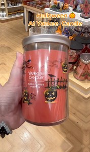 Halloween is back at Yankee Candle. Pop in today to pick up the must have items. #YankeeCandle #AppleBlossomMall #Halloween #shopping | Apple Blossom Mall