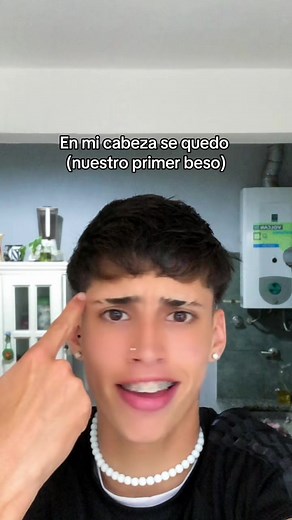 Romantic TikTok Video - Memorable First Kiss