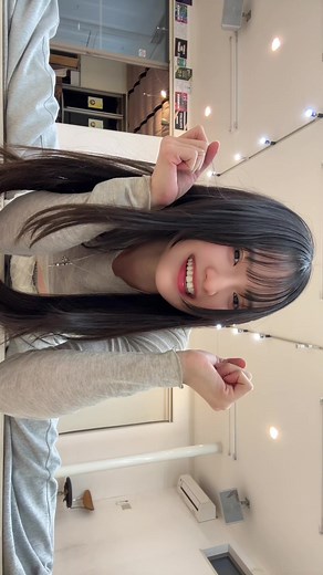 地声と笑顔の関係を探る