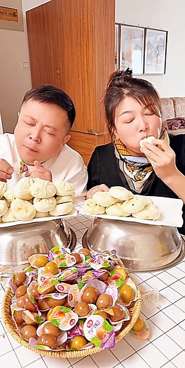 6.3K views · 93 reactions | This is what happens when you're greedy. #CoupleLife #OhMyGodItSmellsSoGood #Foodie | Cuek The Best | Facebook