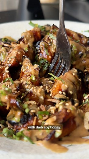 45K views · 342 reactions | Ro here - if you love a maple glaze try a dark soy glaze with creamy peanut sauce all over your roasted carrots‍If you’re looking for a last minute present, Mob+ makes the perfect gift!! They’ll get access to all our features, meal plans, discounts and 1000’s of amazing recipes, like these incredible sticky peanut roast carrots. Link here: https://www.mob.co.uk/recipes/sticky-peanut-roast-carrots xxx #mob | Mob | Facebook