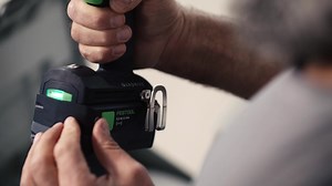 2.6K views · 116 reactions | Takket være dine og andre håndværkers erfaringer udvikler vi akku-produkter, der er skabt for at holde længe og gøre det enklere at udføre godt håndværk  -Vores akku-værktøj er lavet til dig 欄 | Festool | Facebook