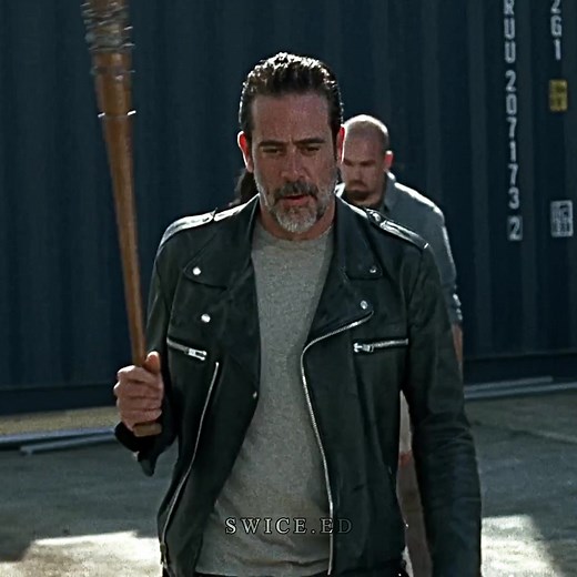 negan aşk kaç beden giyer ?//yeni zoom denemesi #negan#neganedit#negansmithedit#fyp#keşfet#viral