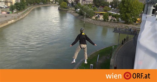 Flying Fox über Donaukanal gespannt