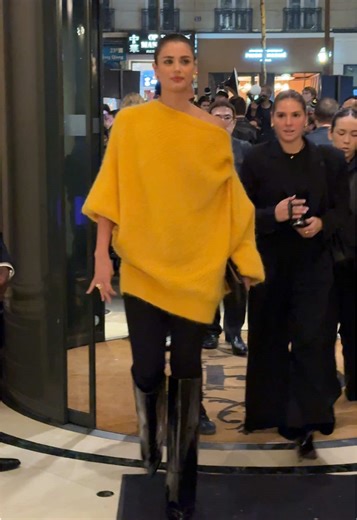 Taylor Hill: Fashion Highlights in Balmain