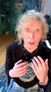 This week, we start a new Q&A “Challenges, obstacles, and things that just suck!” Watch the video and tell us in the comments what your current challenges are! | Peter Manning Robinson