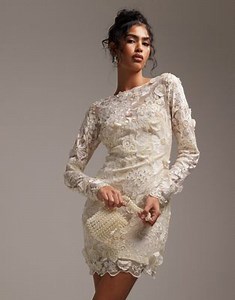 ASOS DESIGN - Robe de mariée courte à manches longues et broderies - Crème | ASOS