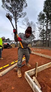 Wood stakes over metal pins every time. Faster setup, easy adjustments, and the @duplexscrew makes stripping forms a breeze. #construction #construccion #concrete #concreto #latinosenusa | Innovative Concrete Solutions