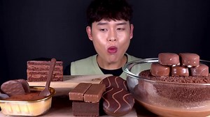 50K views · 2K reactions | Chocolate PartyChoco Cake With Choco Milk Chocolate MukBang! #asmr #mukbang #bonggil #asmrsegments #food #asmrfood #foodblogger #FoodLover #koreanfood #satisfyingeats #tiktokfood #explore #yummy | Bonggil eating | Facebook