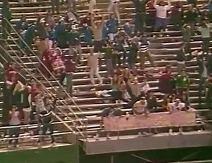 ⚾️On September 25, 1987 A's rookie Mark McGwire sets an Oakland record for home runs, going deep for the 48th time this season when he connects off Bobby Thigpen in the bottom 9th inning to tie the score in Oakland’s eventual extra-inning 2-1 loss to the White Sox. The 23 year-old first baseman’s Oakland-Alameda County Coliseum round-tripper breaks the mark Reggie Jackson established in 1969.⚾️ #BigMac | Davenport Sports Network