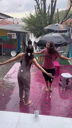 Maddu Magalhães on Instagram: "Daqueles momentos sinceros q nos ensinam muito ❤️ bom dia."