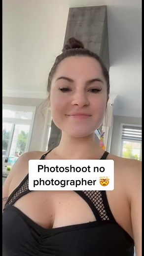 114K views · 1.2K reactions | How to take more professional looking photos with no photographer…. The sites I’m on has changed since I made this video. Peep the comments to find all my links. | Sparkling Sprite | Facebook