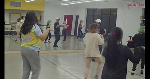 🍕🎙️ • A special visit from our friends at Spinato's Pizzeria & ALT AZ 93-3 ! Thank you Spinato’s, Mo from the ‘Mo Show’ and Alt AZ 93.3FM. We appreciate your partnership and thanks to your generosity, Solid Rock can continue the mission of Enriching the Lives of Teens in an Everlasting Way. | Alice Cooper's Solid Rock