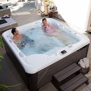 Perfect Hot Tub – Artesian Pools & Spas