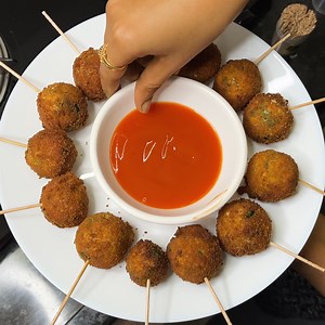 16K views · 165 reactions | Crunchy Egg Lollipop Recipe | Plate Meal | Facebook