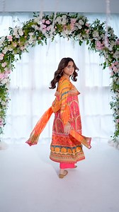 166 reactions | 퐂퐡퐚퐦퐚퐤 퐃퐡퐚퐦퐚퐤: 퐒퐭퐲퐥퐞 퐒퐡퐞’퐥퐥 퐋퐨퐯퐞! Let her glow this festive season with outfits full of charm, color & confidence. Designed for teens who love to shine — and for moms who love seeing them sparkle. | Ochre Clothing | Facebook