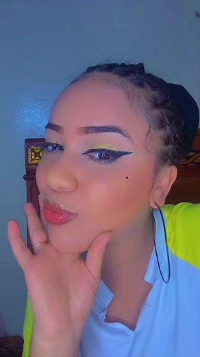 Exploring Hand Gestures in Everyday Life