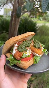 13K views · 207 reactions | OMG! This Chicken Caprese Burger is insane 勞 Would you try it? If you like chicken and pesto this is one is for you. You will love it  INGREDIENTS: Chicken breast Plain flour Oregano 1 egg Panko bread crumbs Mozarella Tomatoes Pesto Ciabatta or burger buns Rocket  | The Body Coach | Facebook