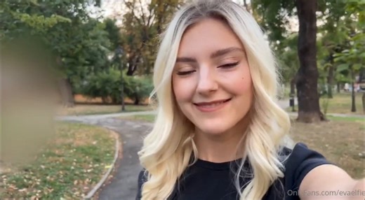 🌶️ A little teaser of the porn of the day 🎁Full video on: https://t.co/AEzpn5h8nrEva Elfie Sex With Stranger in a Public Bar ToiletLet me know in the comments if you like this kind of video !#EvaElfie #POV #anal #publicWant more? 📷