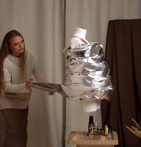 This unique glass dress will change the way you see fashion | 5-Minute Crafts Like