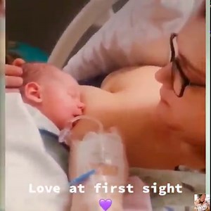 How a mother infuses warmth to her baby in the first moments 🥰🥰 #baby #newborn | DUO