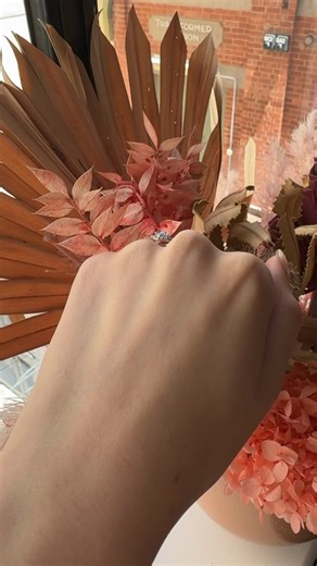 Christmas engagements are truly something magical ✨ Would you have a Christmas proposal? #christmasproposal #engaged | Grahams Jewellers