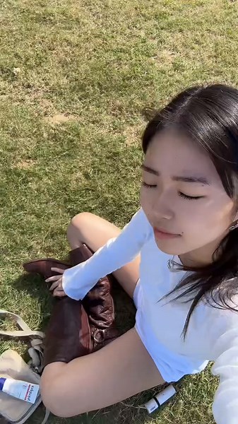 remi (@hello.remi)’s videos with mass anesthesia - seafoamgirl