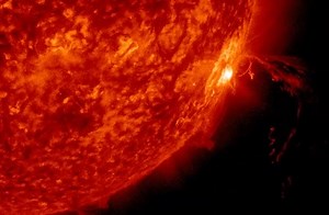 A SIGNIFICANT EXPLOSION ON THE SUN (UPDATED): We've been waiting for this. Big sunspot AR3363 just produced a significant solar flare, a long-duration M6-class event during the early hours of July 18th. NASA's Solar Dynamics Observatory recorded the blast near the sun's southwestern limb: | Planet X News