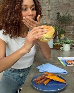 Why HelloFresh is the Most Popular Meal Kit👇 😍Only $4.99/Meal 🍱Now 140 menu items 🥘Ready to eat oven ready meals ✅Quick & Easy meals (20 min options) 🧼Low prep, easy cleanup options. 💪Carb & calorie smart. | HelloFresh