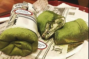 抹茶毛巾卷，最近超红的网红甜点，给我来十卷！戳：https://goo.gl/9Ljpkw 搜索食谱 (Cr: 烘焙老虎) | 北美省钱快报 Dealmoon